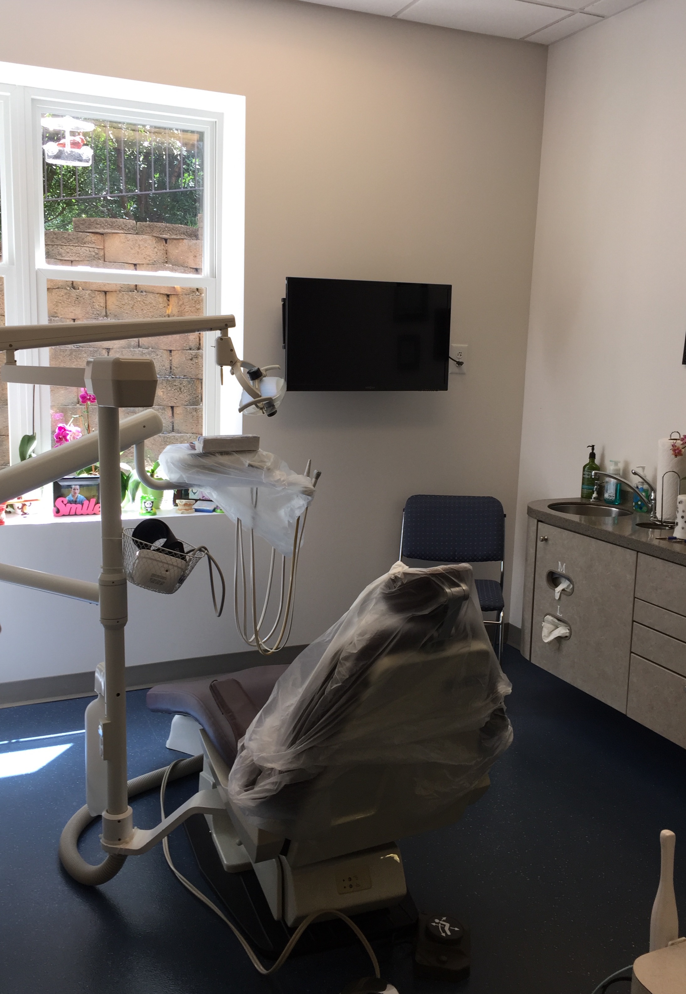 Tour the Office Raleigh, NC R. Matthew Bereman, DDS, PA Family